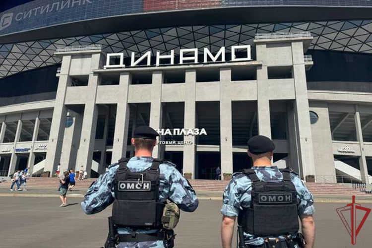 Росгвардейцы обеспечили безопасность на футбольном матче в  Москве