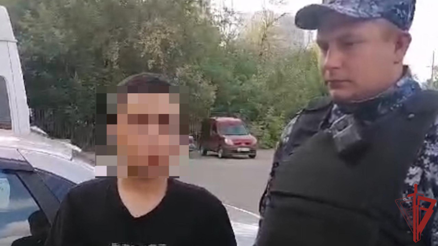 Столичные росгвардейцы задержали мужчину, подозреваемого в грабеже 