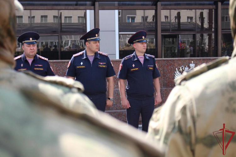 Вернувшийся из районов СВО сводный отряд спецназа Росгвардии встретили в Москве
