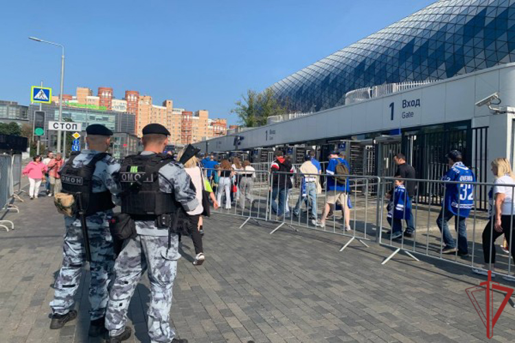 Росгвардия обеспечила безопасность в период проведения хоккейного матча в Москве
