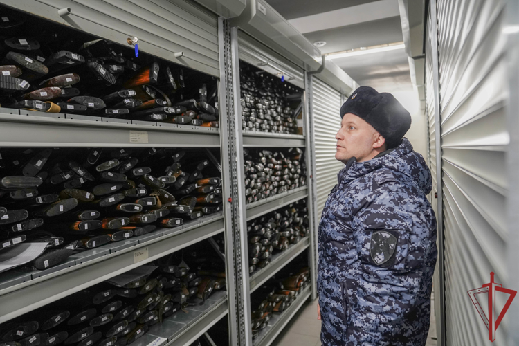 Более 250 единиц оружия передано для нужд СВО Главным управлением Росгвардии по городу Москве