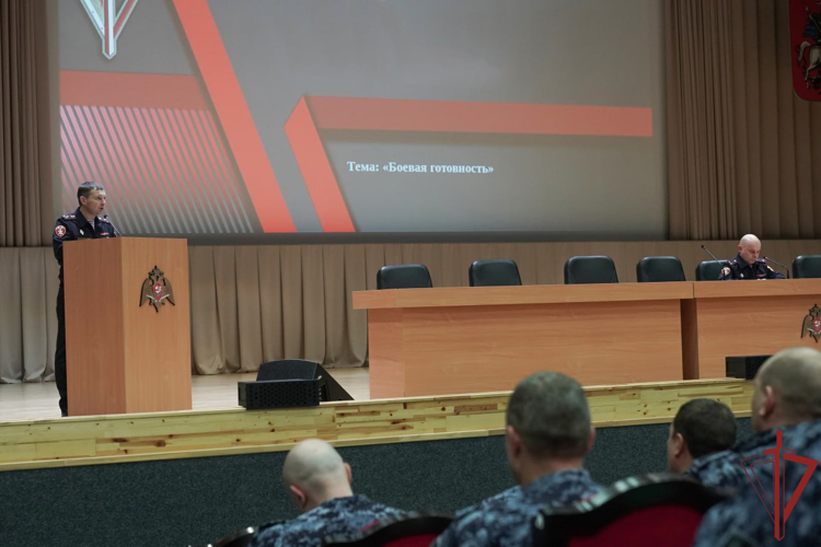 Учебно-методический сбор с сотрудниками дежурных служб столичного главка Росгвардии завершился в Москве