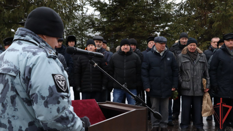 В московском ОМОН «Авангард» почтили память первого командира отряда