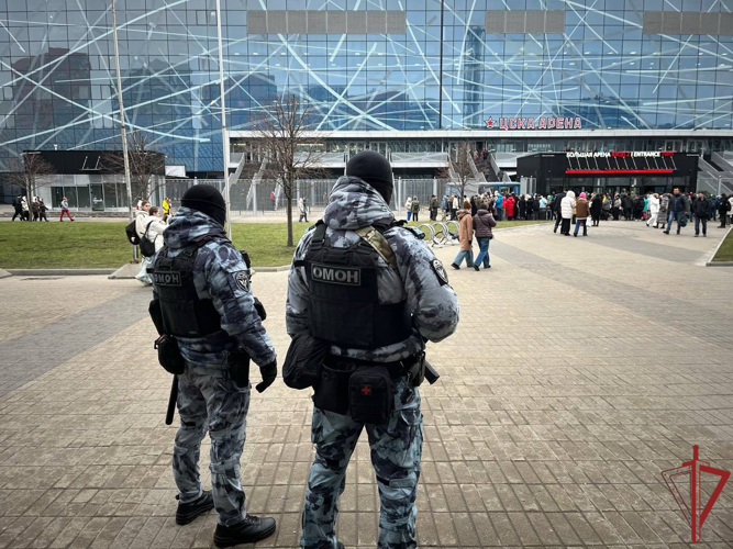 Росгвардейцы обеспечили безопасность в период проведения хоккейного матча в Москве