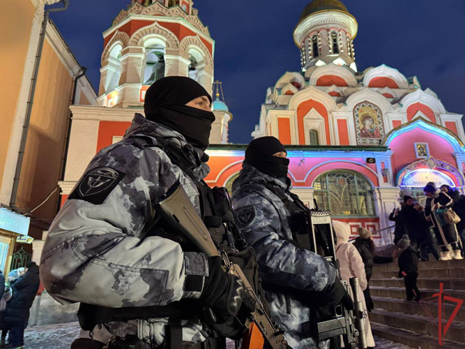 Росгвардейцы обеспечили безопасность рождественских богослужений в Москве