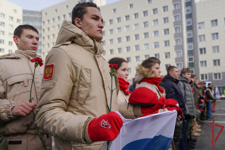 "Кузница патриотов": столичный главк Росгвардии провел военно-патриотическое мероприятие