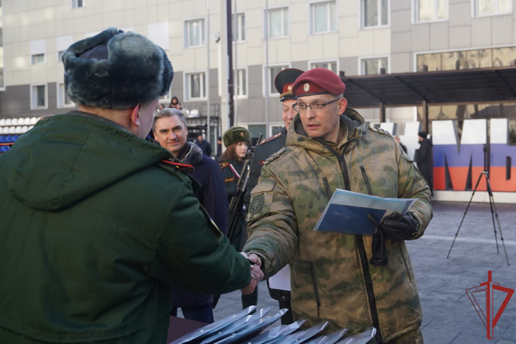 В стенах столичного главка Росгвардии прошел торжественный выпуск курсантов подшефного колледжа (видео)