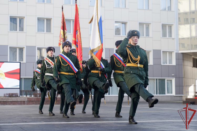 В стенах столичного главка Росгвардии прошел торжественный выпуск курсантов подшефного колледжа (видео)