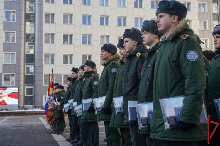 В стенах столичного главка Росгвардии прошел торжественный выпуск курсантов подшефного колледжа (видео)