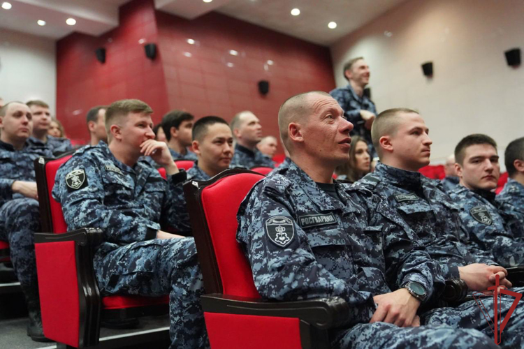 В столичном главке Росгвардии прошли сборы для специалистов по профессиональной подготовке