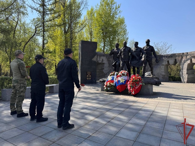 Столичные спецназовцы почтили память ликвидаторов Чернобыльской катастрофы