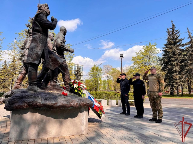 Столичные спецназовцы почтили память ликвидаторов Чернобыльской катастрофы