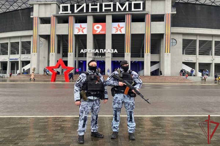 В Москве росгвардейцы обеспечили безопасное проведение хоккейного матча