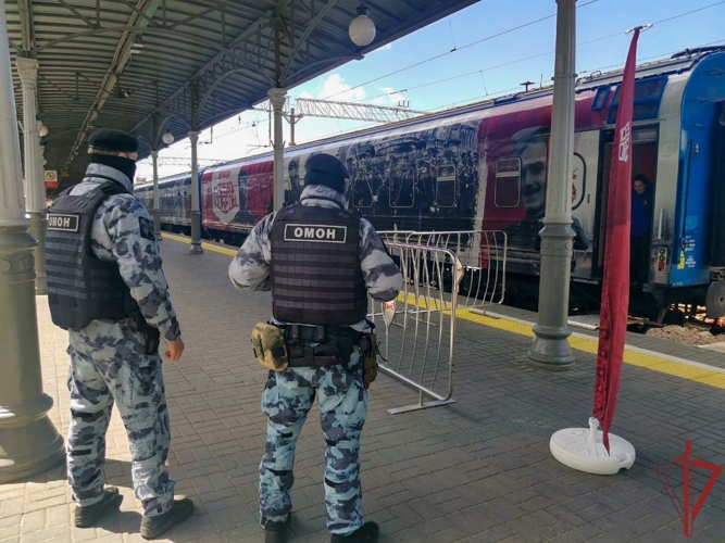 Сотрудники Росгвардии обеспечили безопасность «Поезда Победы» во время его пребывания в Москве