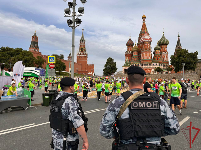 Росгвардия обеспечила безопасность при проведении спортивных и развлекательных мероприятий в Москве 