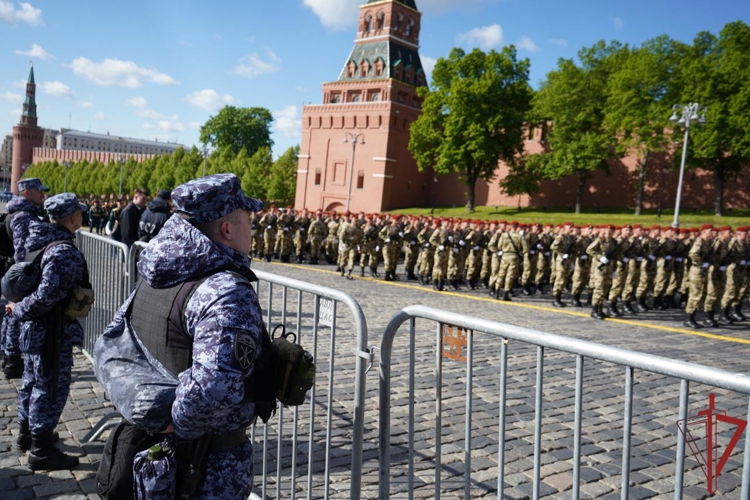 Росгвардия на страже порядка: обеспечение безопасности массовых мероприятий в Москве