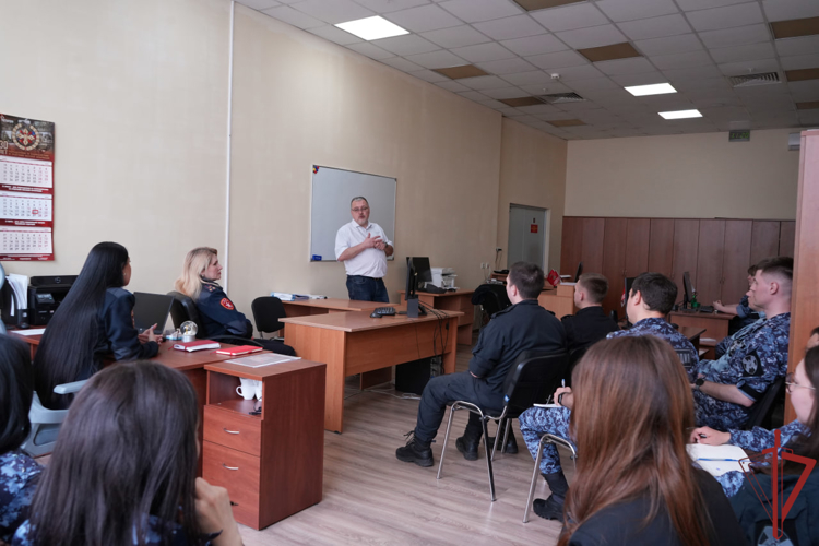 Мастер-класс от эксперта ТАСС прошел в  столичном главке Росгвардии