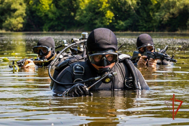 34 года службы на земле и на воде