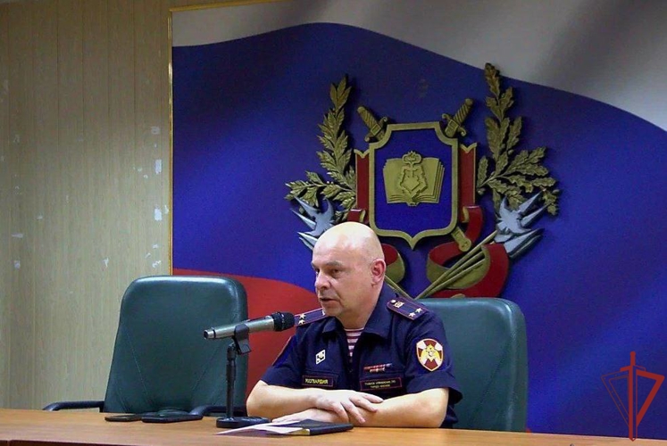 Начальник дежурной службы столичного главка Росгвардии провел встречу со слушателями Центра профподготовки