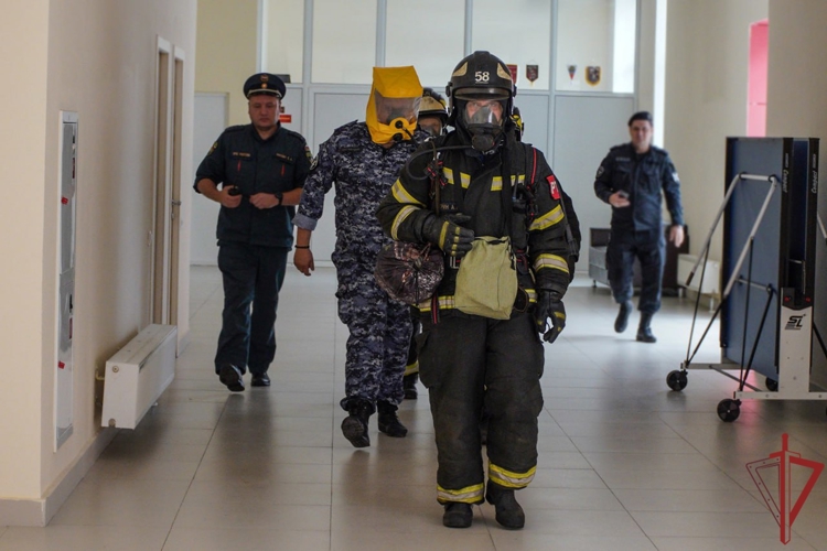 В столичном главке Росгвардии прошли пожарно-тактические учения (видео)