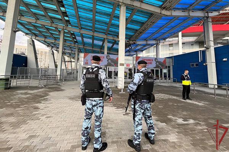 Росгвардия обеспечила безопасность хоккейных матчей в Москве