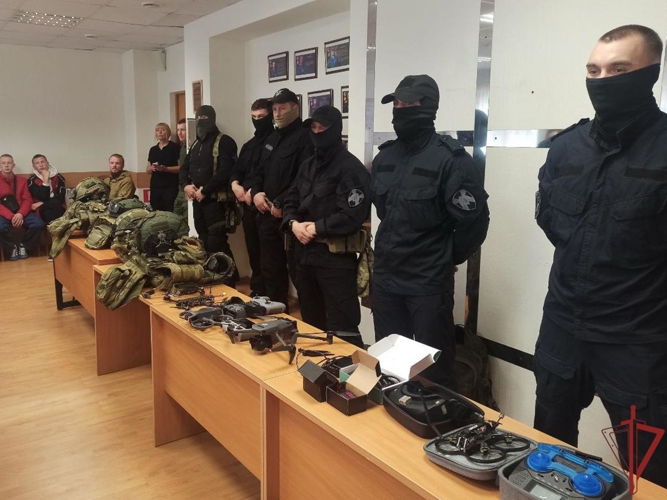 В спецподразделении столичной Росгвардии прошёл День открытых для детей из военно-патриотического клуба 