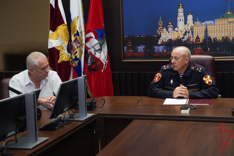 Круглый стол в честь Дня военно-политической работы прошел в столичном главке Росгвардии