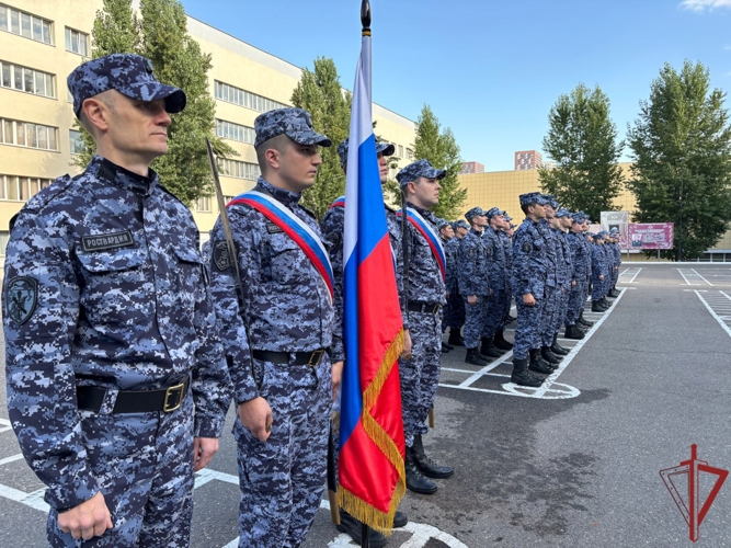 В Центре профессиональной подготовки сотрудников столичного главка Росгвардии прошла торжественная церемония выпуска слушателей, окончивших курс обучения