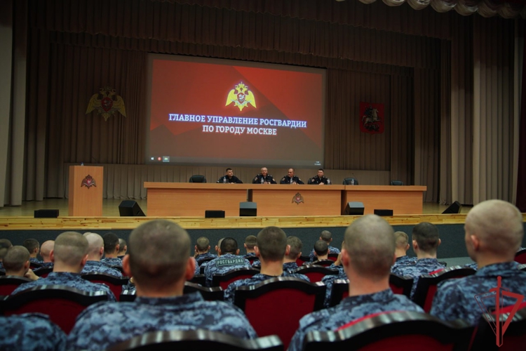 В столичном главке Росгвардии прошёл День открытых дверей для солдат