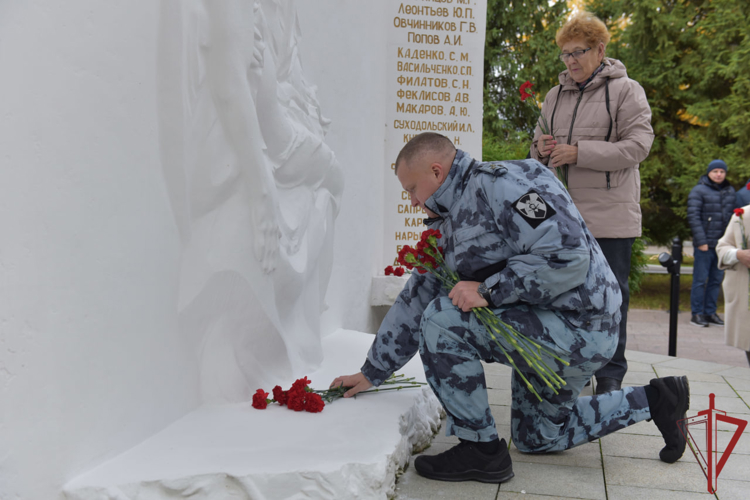 В день образования ОМОН «Авангард» на базе столичного главка Росгвардии прошёл памятный митинг (видео)