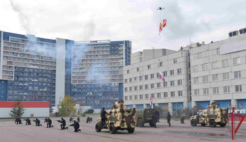     В Главном управлении Росгвардии по городу Москве прошло мероприятие, посвящённое дню образования ОМОН «Авангард»
