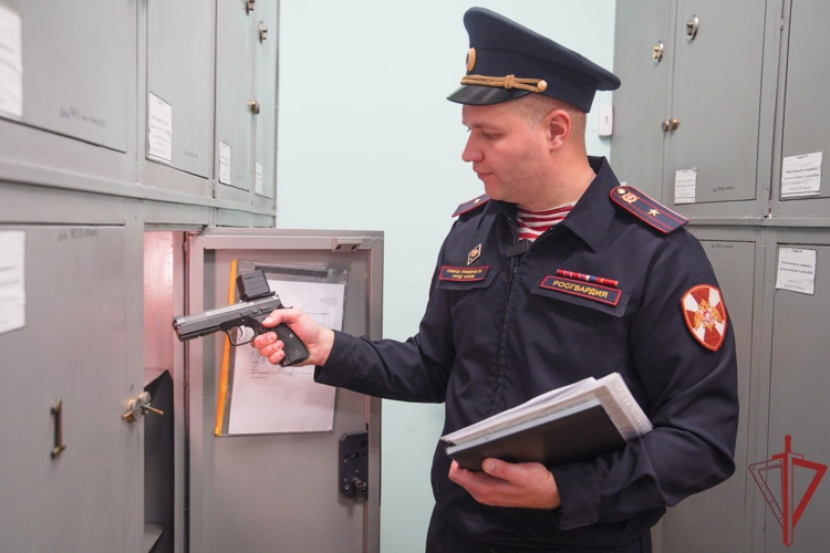 Столичная Росгвардия контролирует соблюдение мер безопасности в стрелковых тирах