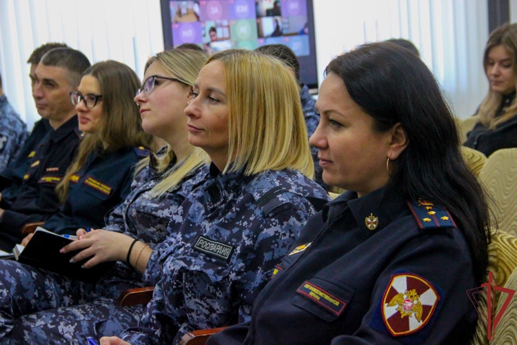 Столичные росгвардейцы приняли участие в семинаре, посвящённом современным методам работы с медиа