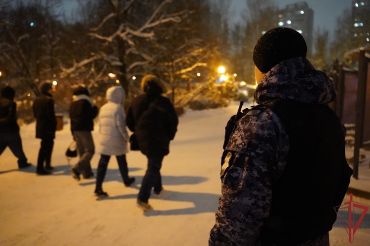 Столичные росгвардейцы приняли участие в рождественском богослужении