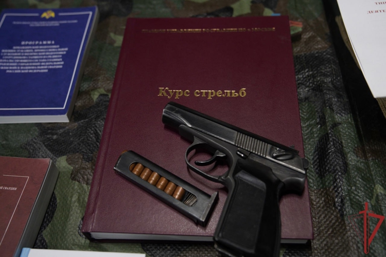 В столичном главке Росгвардии прошло открытие зимнего периода обучения