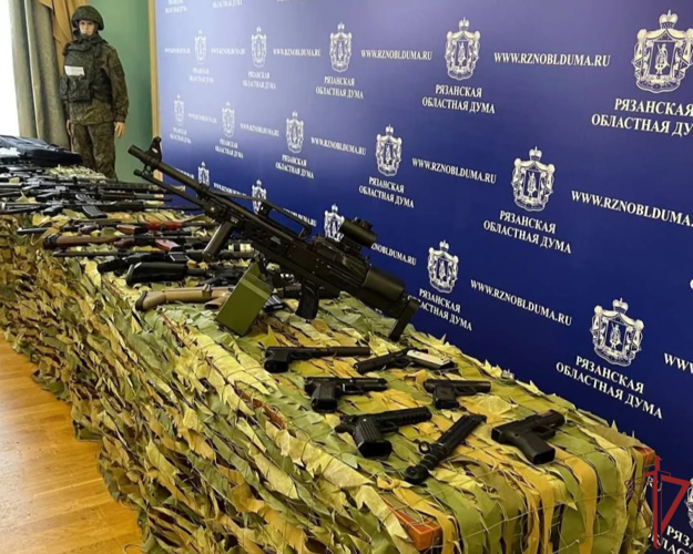 Сотрудник СОБР «Столица» стал одним из организаторов выставки, посвященной СВО