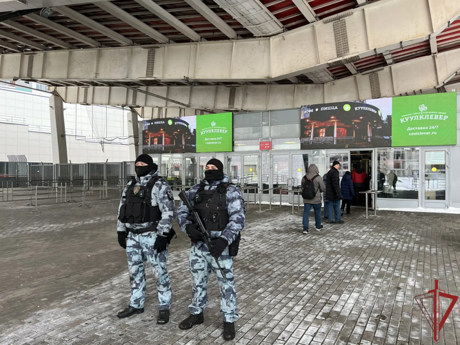 Безопасность на Кубке легенд по футболу в Москве обеспечена при содействии Росгвардии (видео)