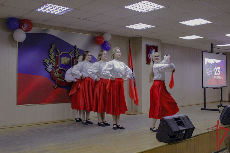 Концерт в честь Дня защитника Отечества состоялся в Центре профессиональной подготовки столичных росгвардейцев