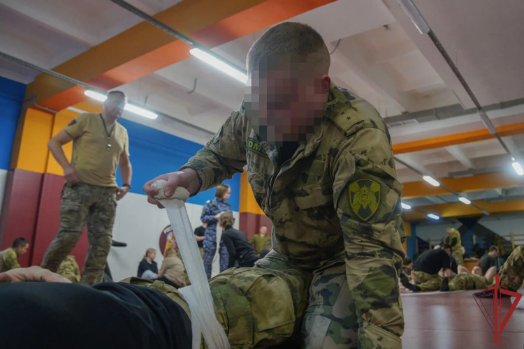 В столичном главке Росгвардии прошли занятия по тактической медицине (видео)