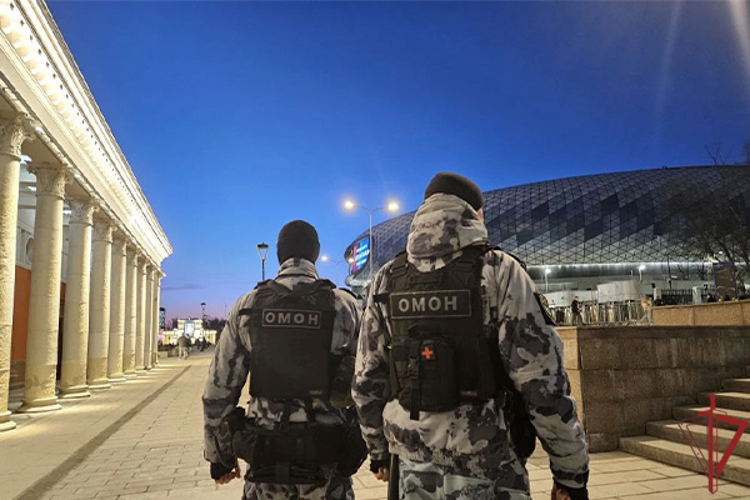 Охрану общественного порядка и безопасность на крупных спортивных матчах в Москве обеспечила Росгвардия (видео)