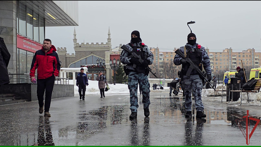 В Москве росгвардейцы обеспечили безопасность хоккейного матча (видео)