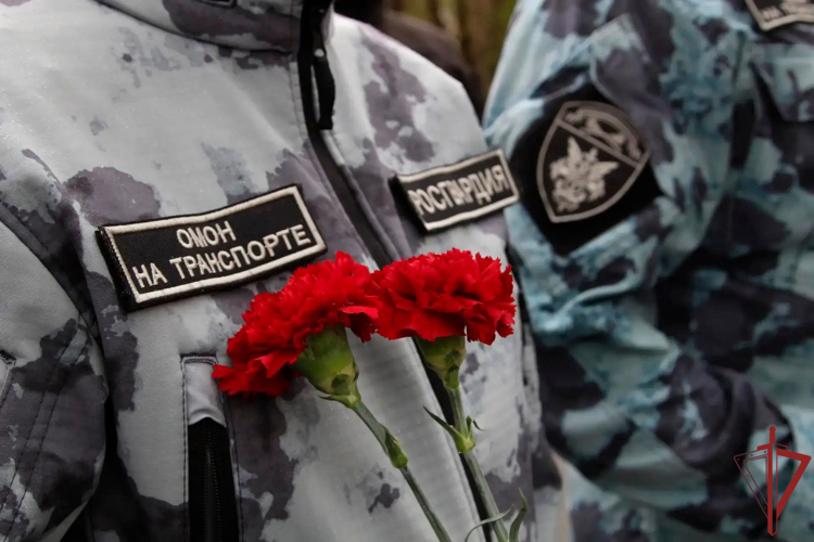 Столичные росгвардейцы почтили память ликвидаторов Чернобыльской катастрофы (видео)