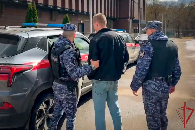 Росгвардейцы пресекли серию краж в московских супермаркетах (видео)