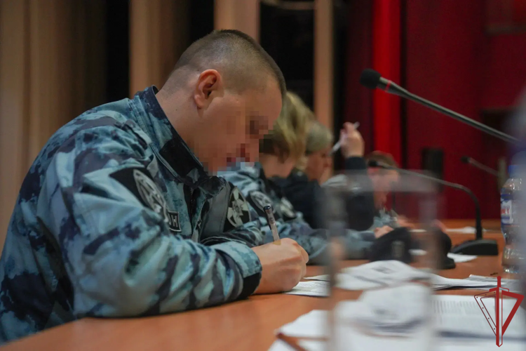 Столичные росгвардейцы присоединились к акции «Диктант Победы» (видео)
