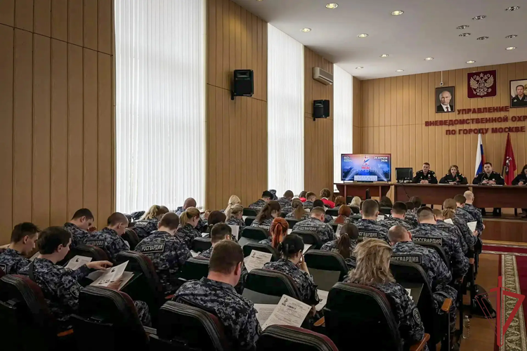 Столичные росгвардейцы присоединились к акции «Диктант Победы» (видео)