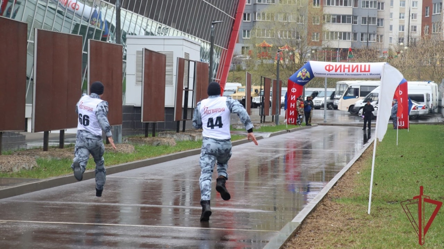 Чемпионат по военно-прикладному спорту прошел в столичном главке Росгвардии (видео)