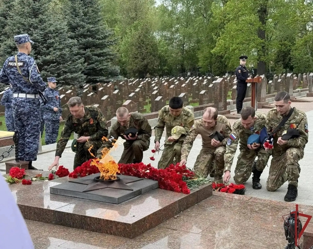 В честь Дня Победы в Москве состоялась масштабная патриотическая акция Управления вневедомственной охраны столичного главка Росгвардии (видео)