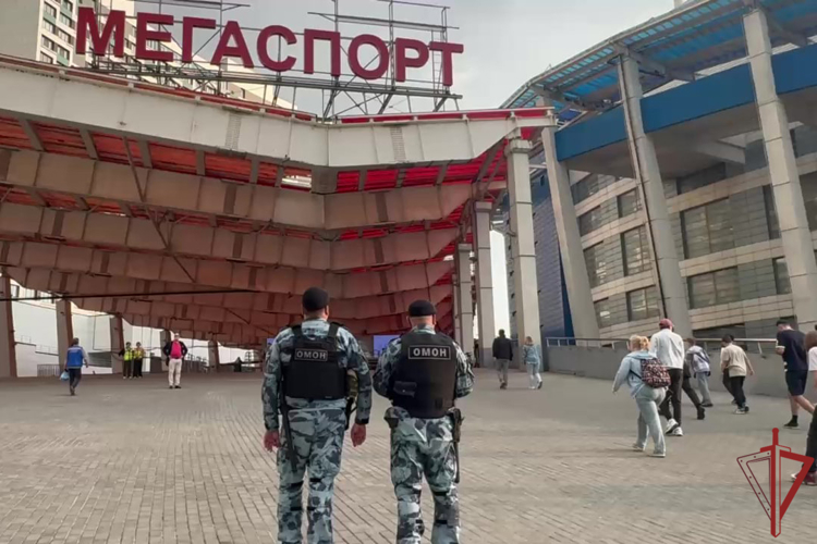Столичные росгвардейцы обеспечили правопорядок в ходе баскетбольного матча (видео)