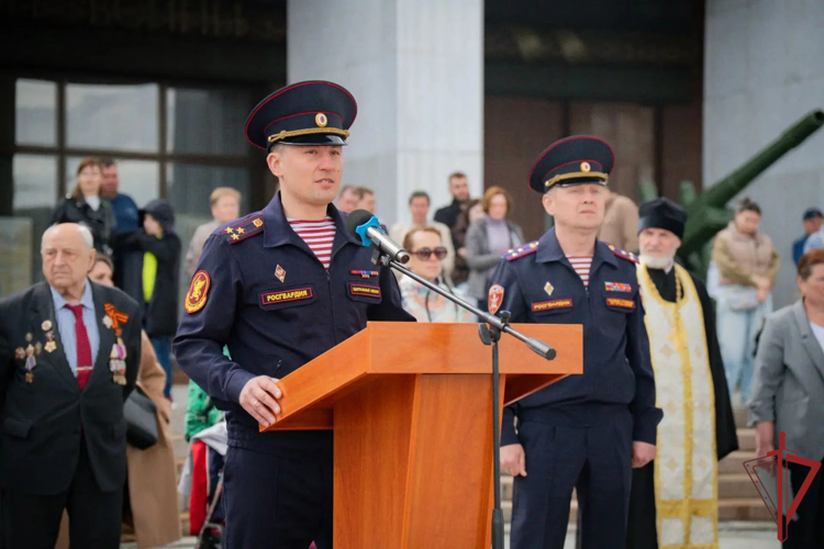 Тожественный выпуск слушателей Центра подготовки сотрудников вневедомственной охраны столичного главка Росгвардии состоялся на Поклонной горе 