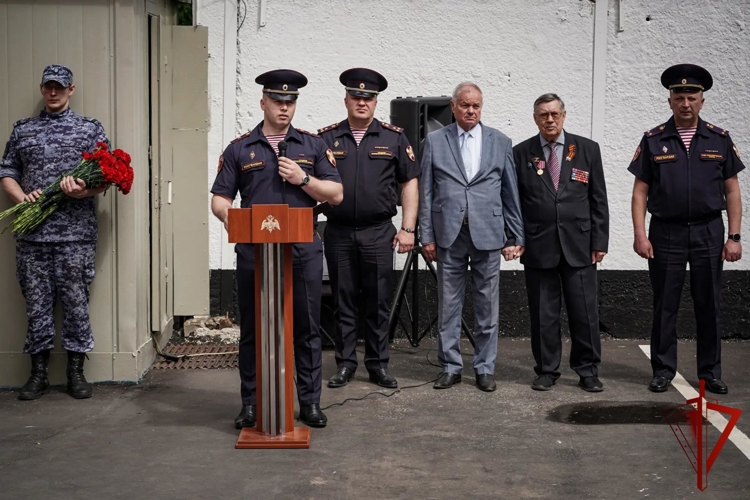 В Москве открыли мемориал в память о погибших росгвардейцах